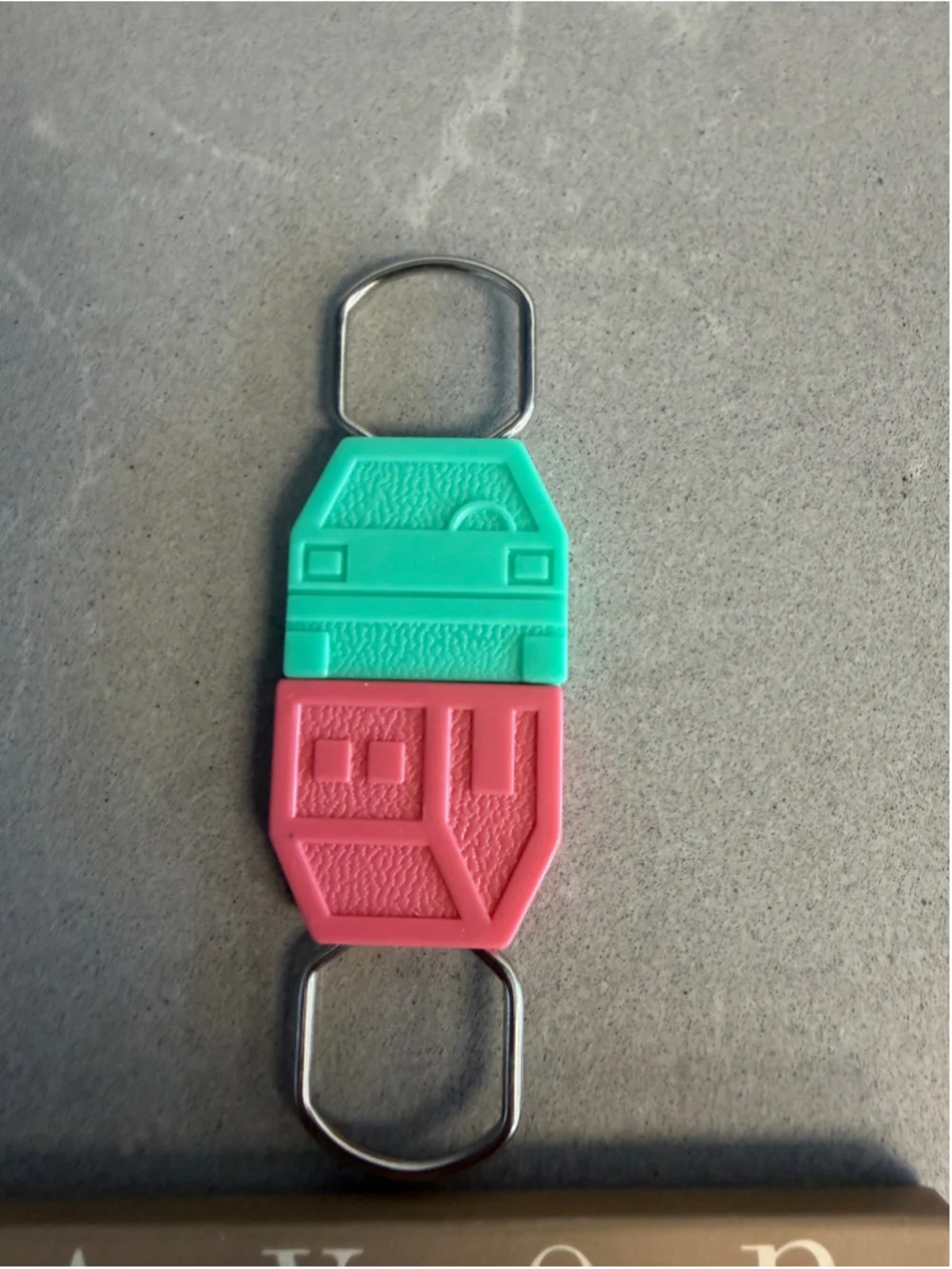Vintage 1989 Avon Perfect Portables Key Chain Car House NIB Never Used